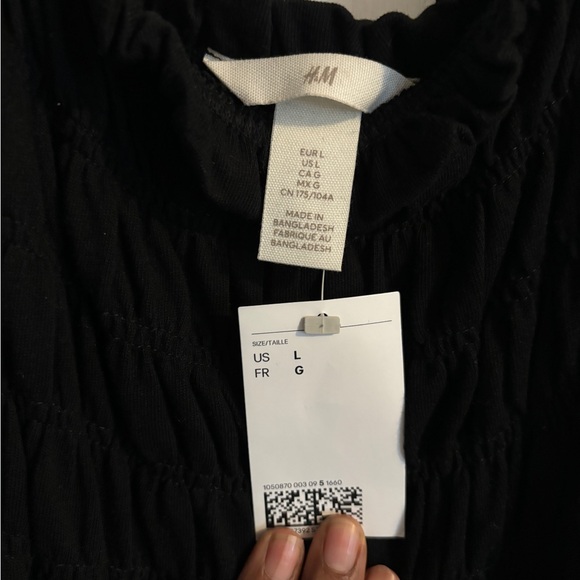 Black Maxi Style Dress - Picture 3 of 5